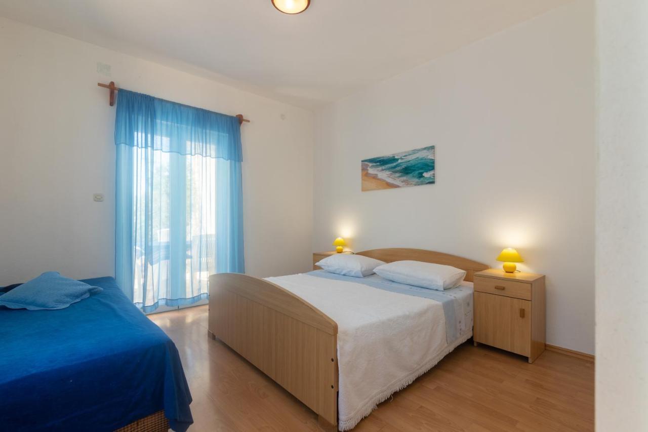 Apartments With A Parking Space Ivan Dolac, Hvar - 15784 Екстериор снимка